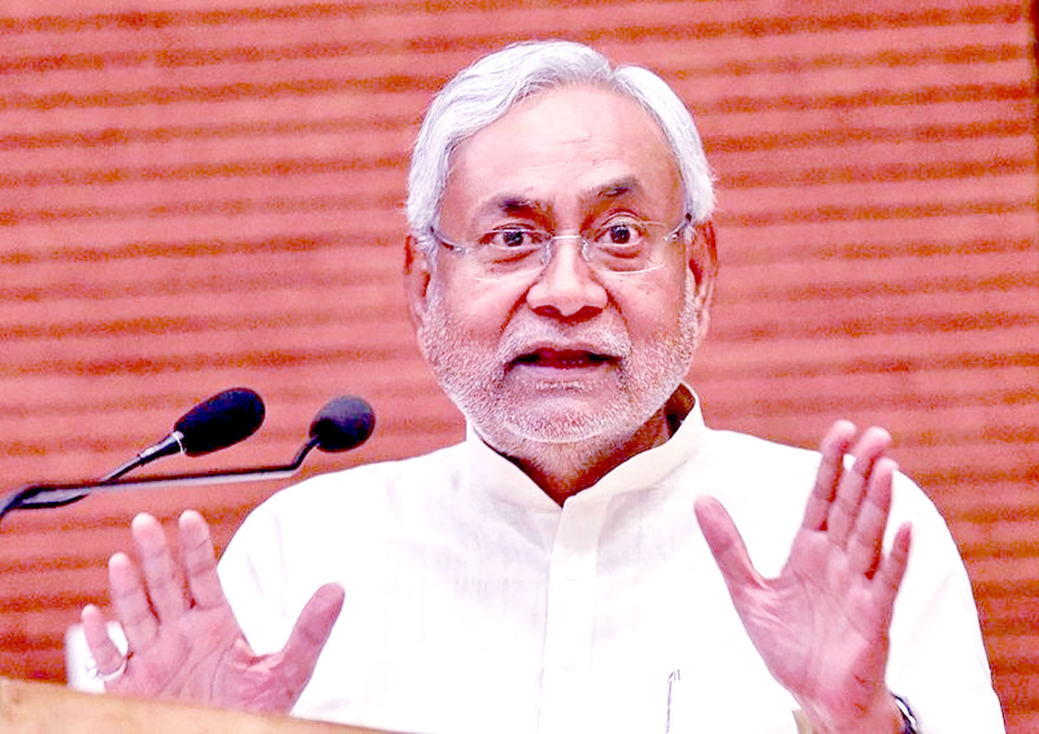 Chief Minister Nitish Kumar announces 125 units of free electricity.